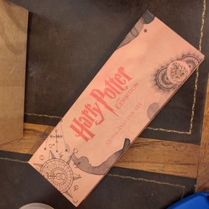 Harry Potter quill and ink set